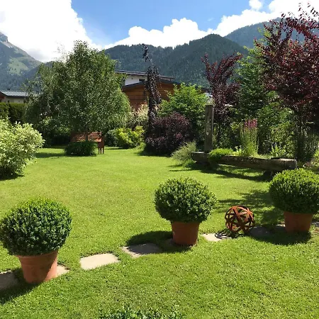 Haus Alexandra דירה *