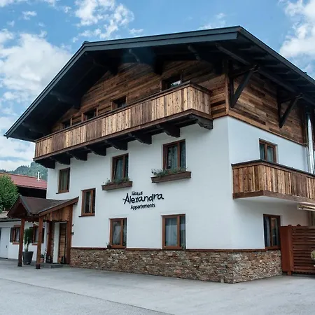 Haus Alexandra Апартаменты *