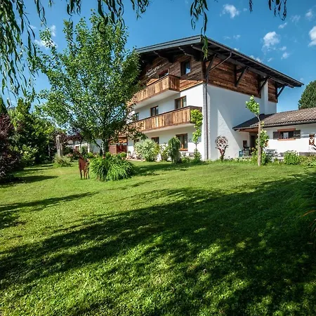 Haus Alexandra *