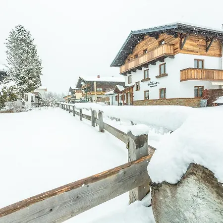 Haus Alexandra Apartament *